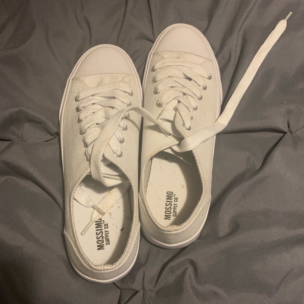 NWOT target brand converse sneakers.